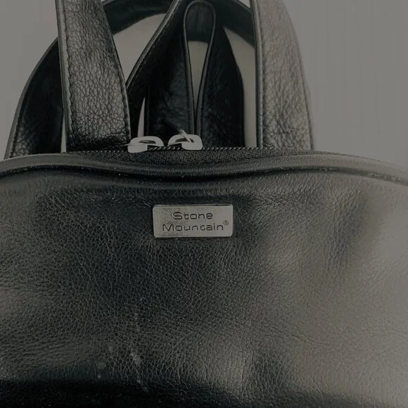 BACKPACK LEATHER Stone Mountain Lots Storage Very Soft Unisex Amazon.com | Stone Mountain Dome Leather Multi-Pocket  main image 3